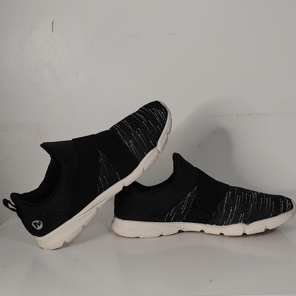 Merrell Shoes - Picture 7 of 10